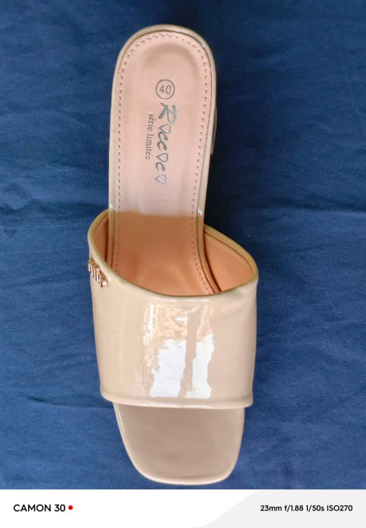 Chaussures compensées