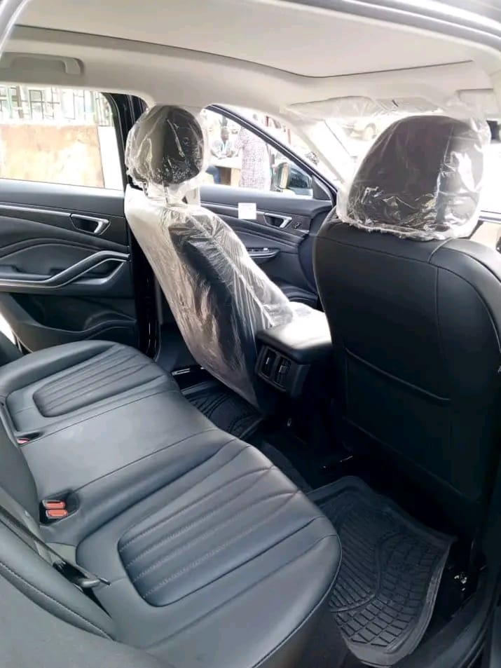 LOCATION DE VOITURE